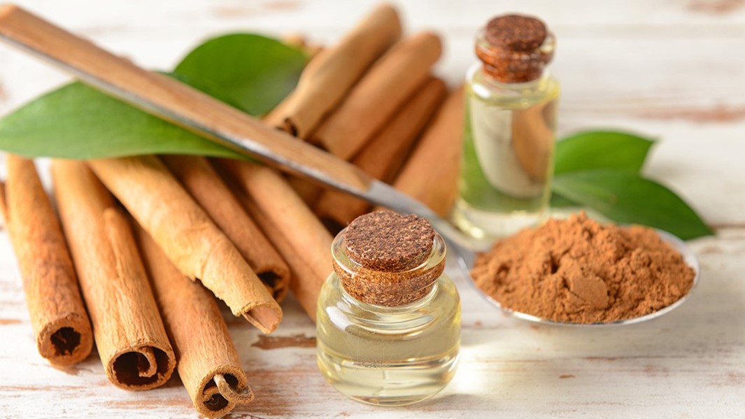 Bringing cinnamon to Europe Cambridge IELTS 13, Test 2 Ielts Ms Ngọc